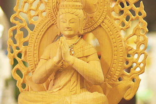 仏壇にお祀りするご本尊と掛け軸について - 上野浅草の仏壇仏具・神具